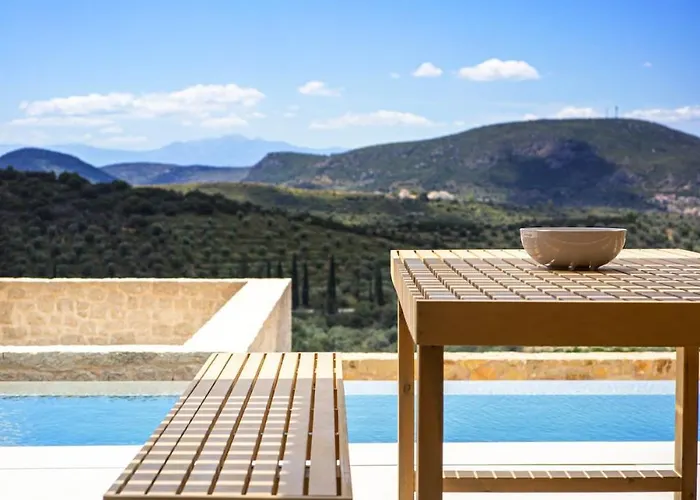 Naupliē Villa Pirgiotika