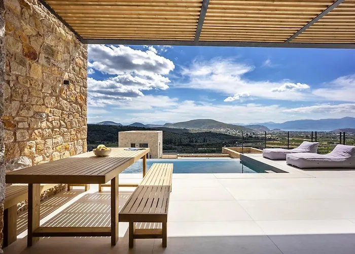 Вилла Nauplie Pirgiotika